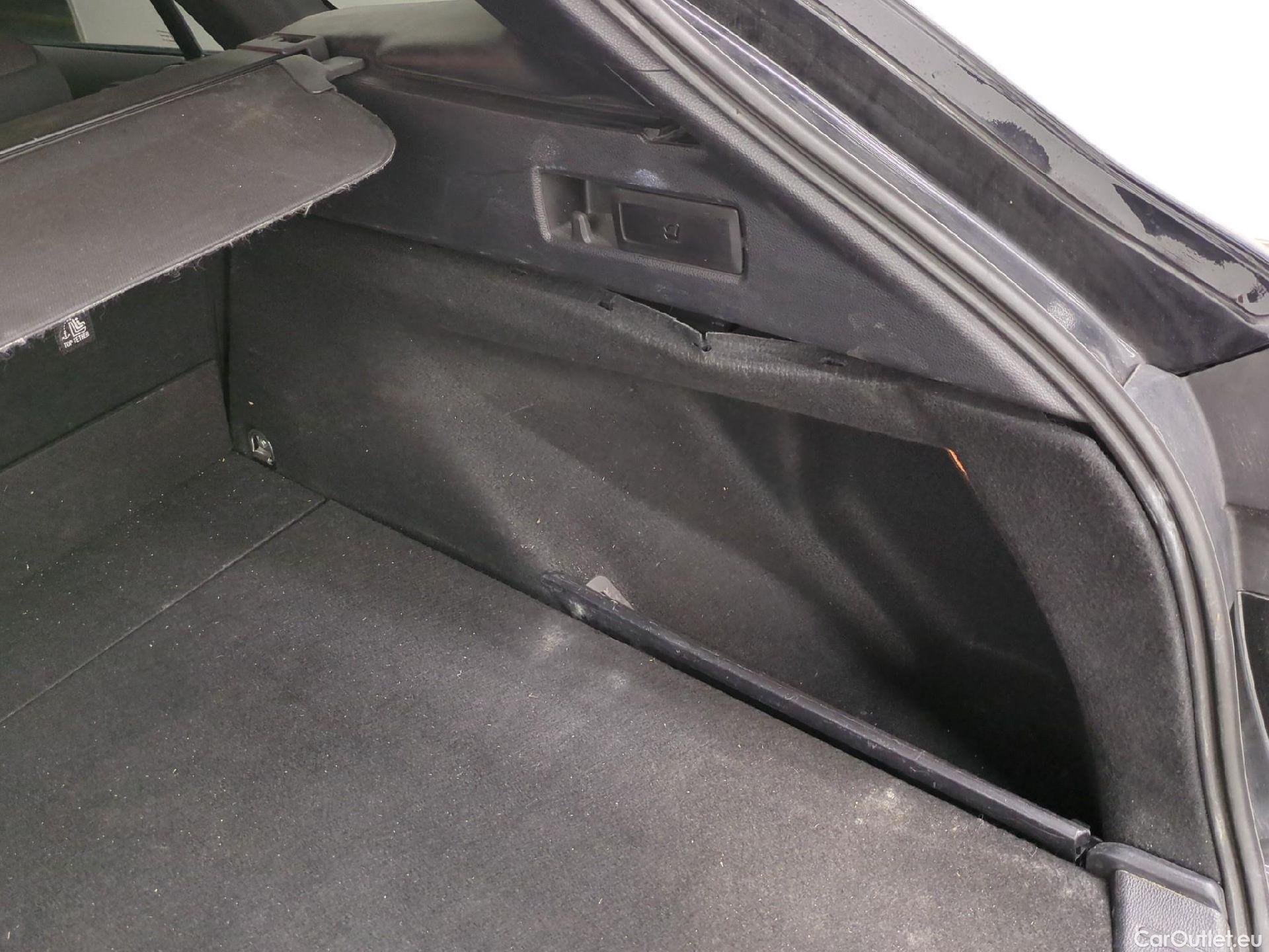  Toyota  Corolla TOYOTA  Touring Sports / 2018 / 5P / Break Hybride 122h Dynamic Business Beyond Zer #10