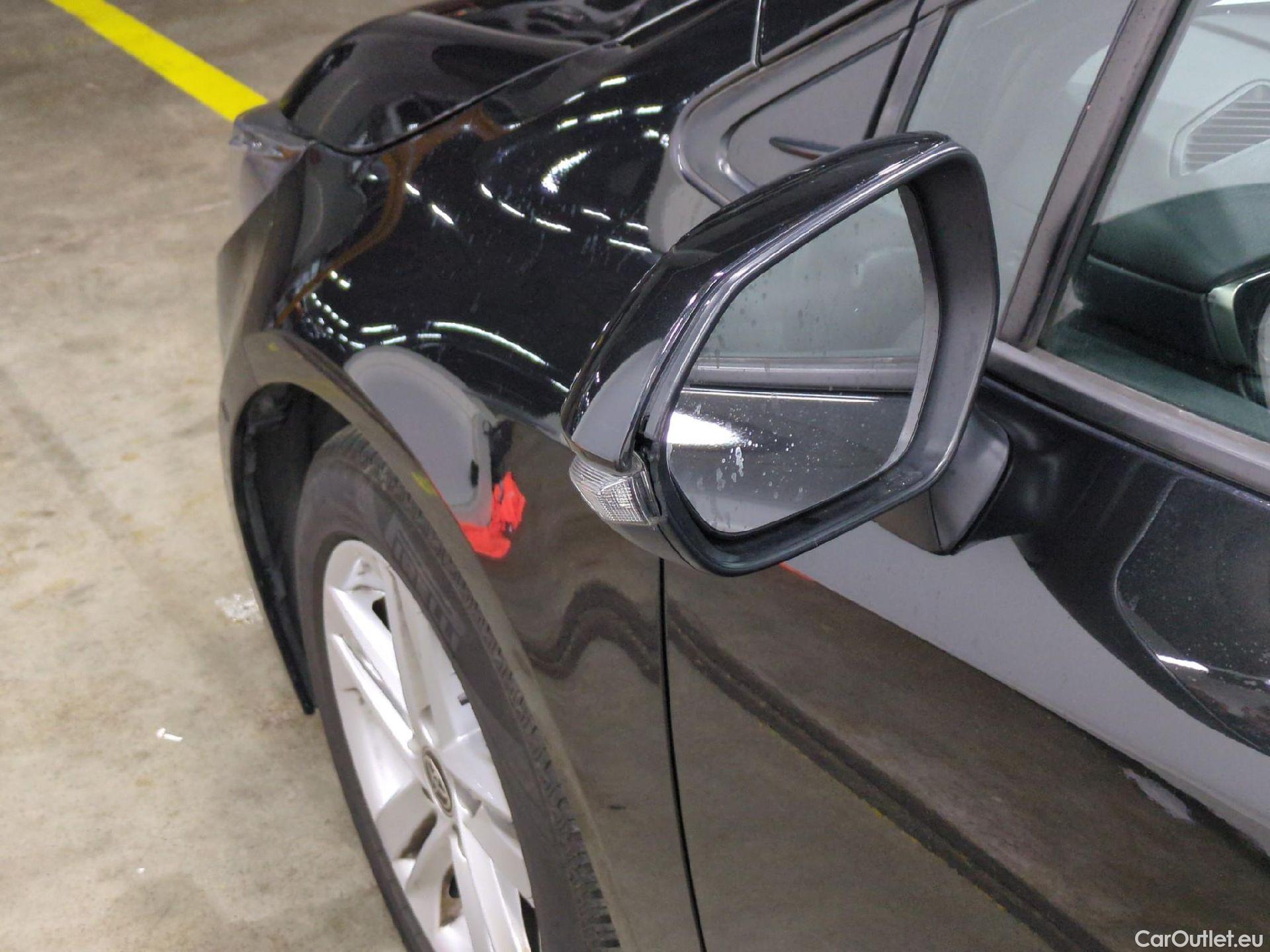  Toyota  Corolla TOYOTA  Touring Sports / 2018 / 5P / Break Hybride 122h Dynamic Business Beyond Zer #22