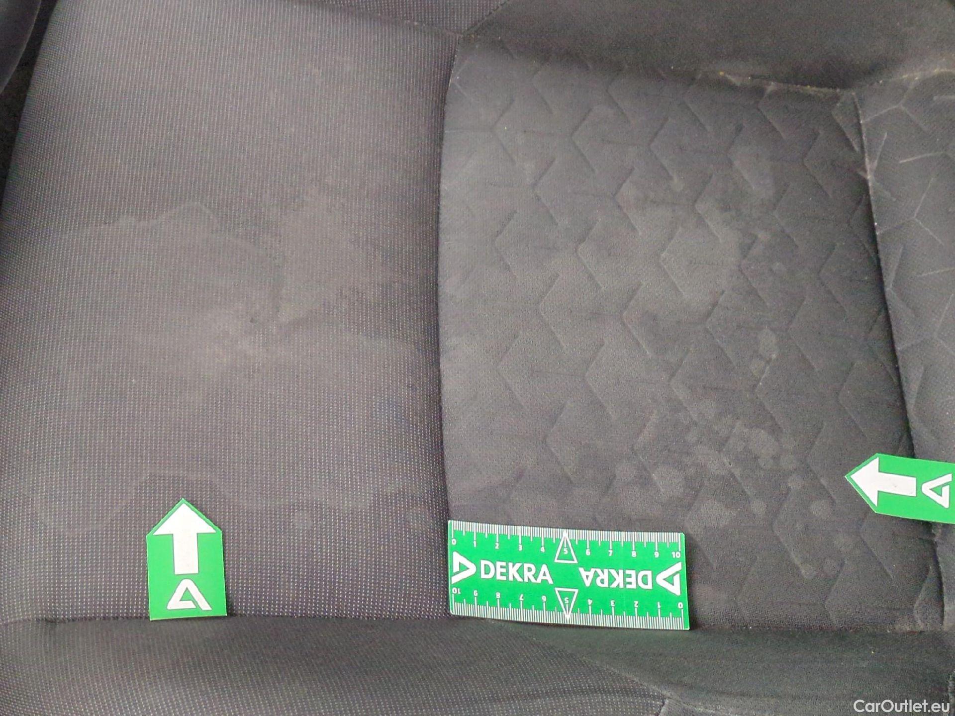  Toyota  Corolla TOYOTA  Touring Sports / 2018 / 5P / Break Hybride 122h Dynamic Business Beyond Zer #3