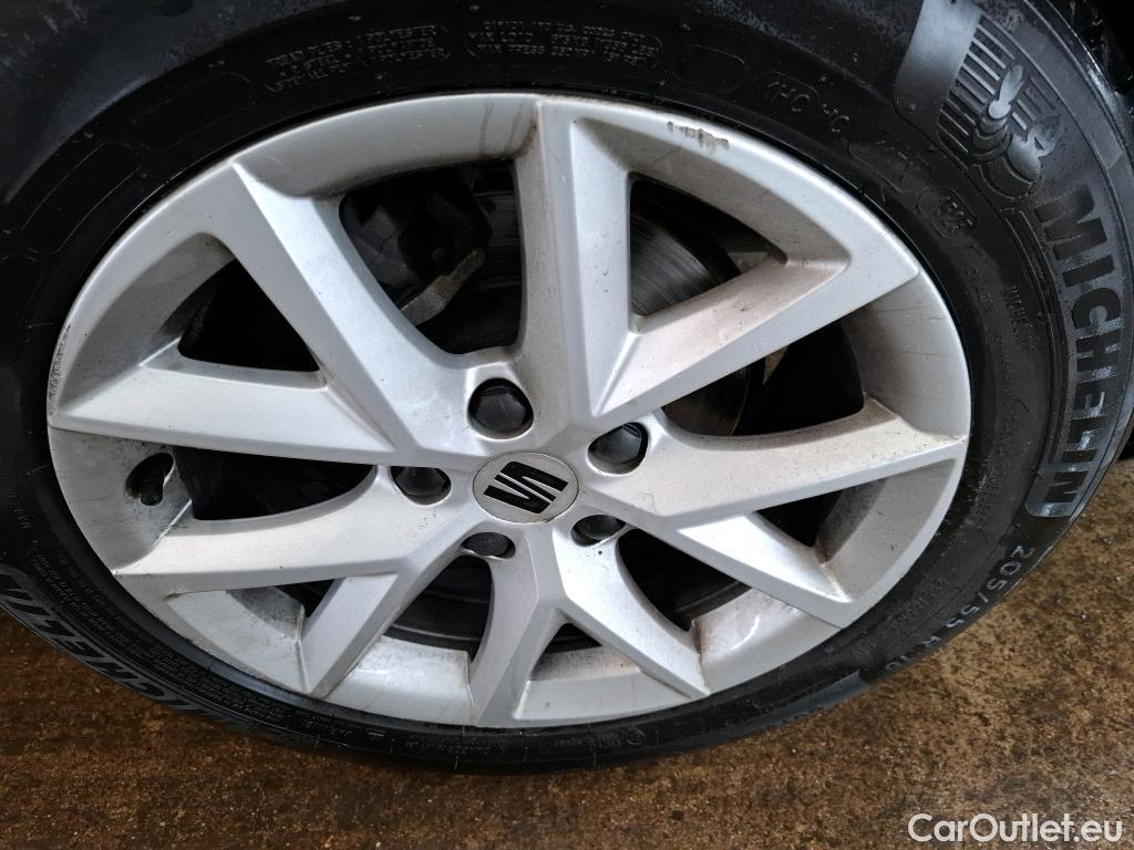  Seat  Leon SEAT  Sportstourer / 2020 / 5P / Break 2.0 TDI 150 DSG S&S Style Business #16