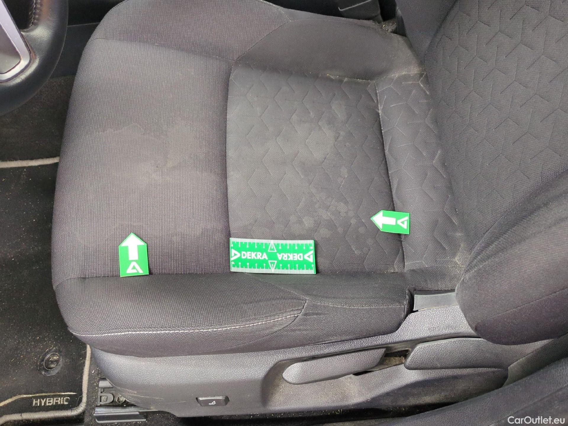  Toyota  Corolla TOYOTA  Touring Sports / 2018 / 5P / Break Hybride 122h Dynamic Business Beyond Zer #4