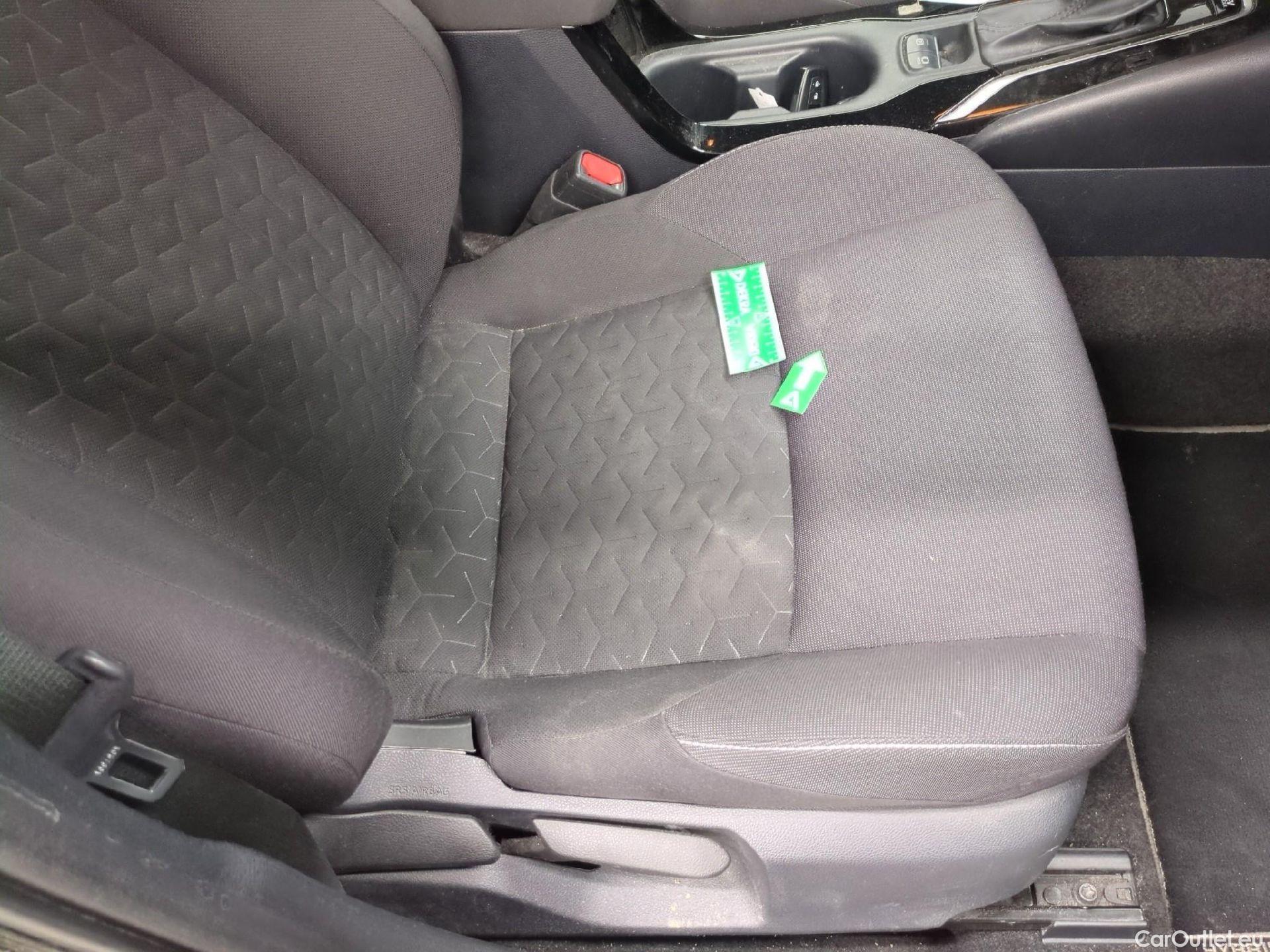  Toyota  Corolla TOYOTA  Touring Sports / 2018 / 5P / Break Hybride 122h Dynamic Business Beyond Zer #13