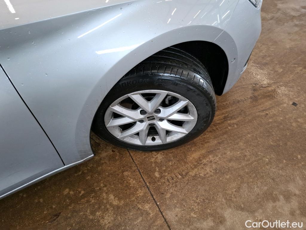  Seat  Leon SEAT  Sportstourer / 2020 / 5P / Break 2.0 TDI 150 DSG S&S Style Business #20