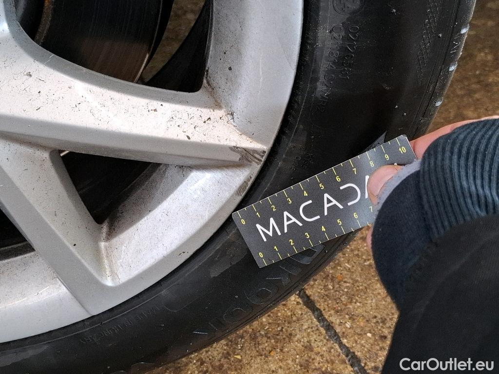  Seat  Leon SEAT  Sportstourer / 2020 / 5P / Break 2.0 TDI 150 DSG S&S Style Business #48