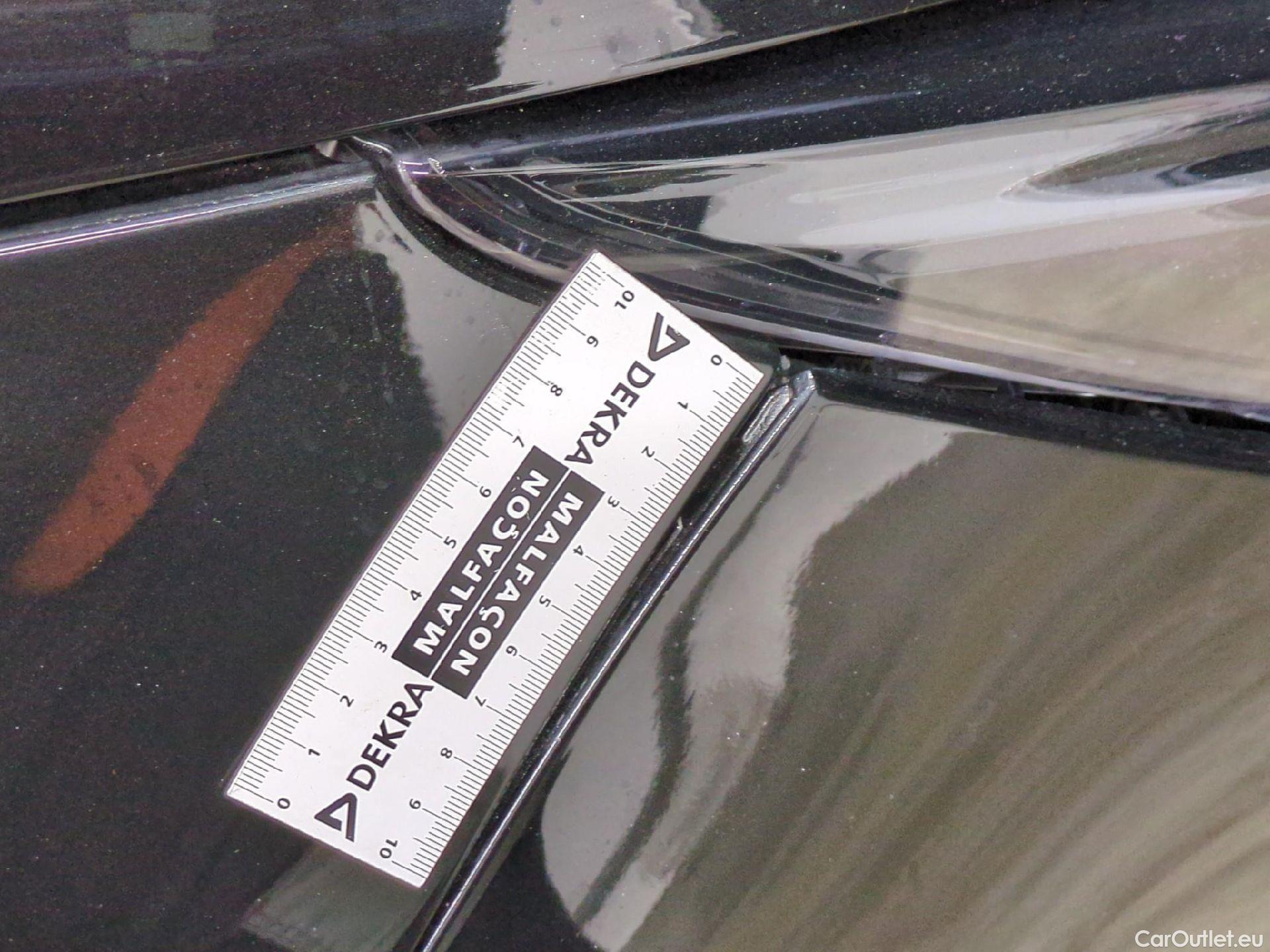  Toyota  Corolla TOYOTA  Touring Sports / 2018 / 5P / Break Hybride 122h Dynamic Business Beyond Zer #40