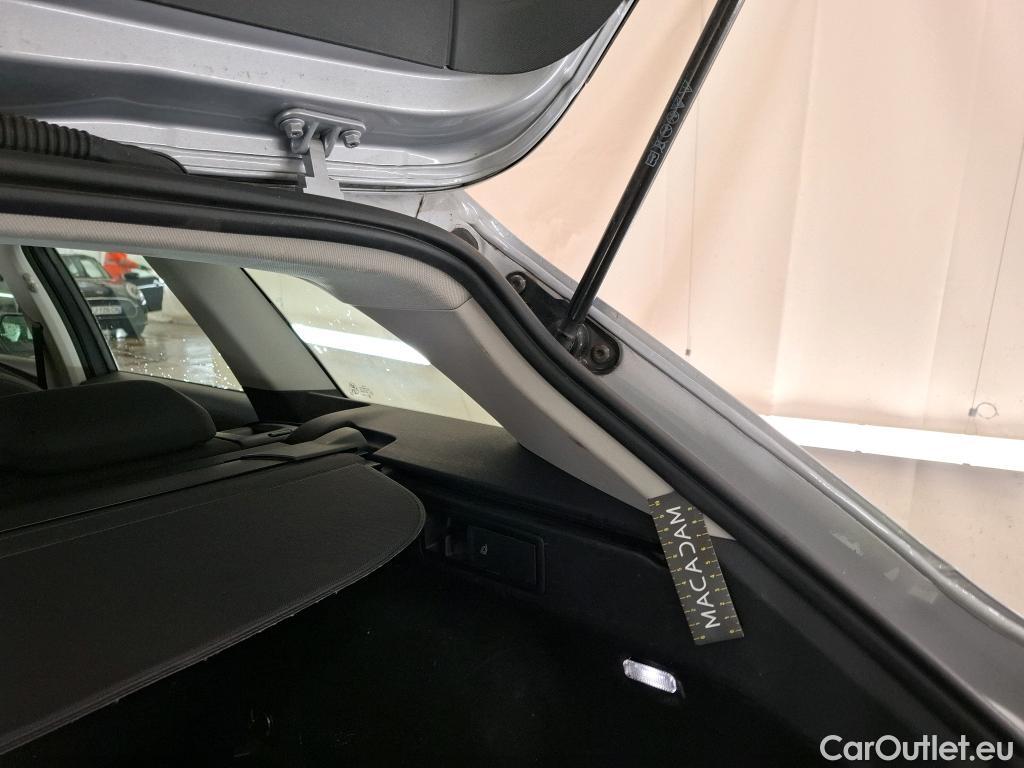  Seat  Leon SEAT  Sportstourer / 2020 / 5P / Break 2.0 TDI 150 DSG S&S Style Business #29