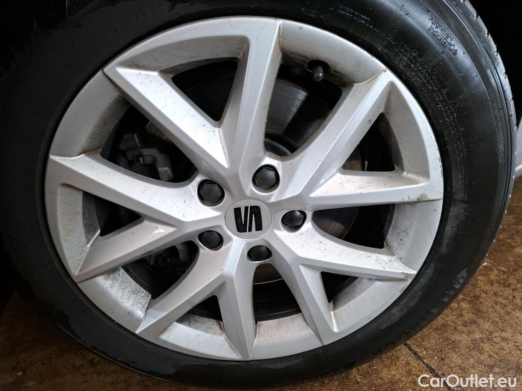  Seat  Leon SEAT  Sportstourer / 2020 / 5P / Break 2.0 TDI 150 DSG S&S Style Business #46