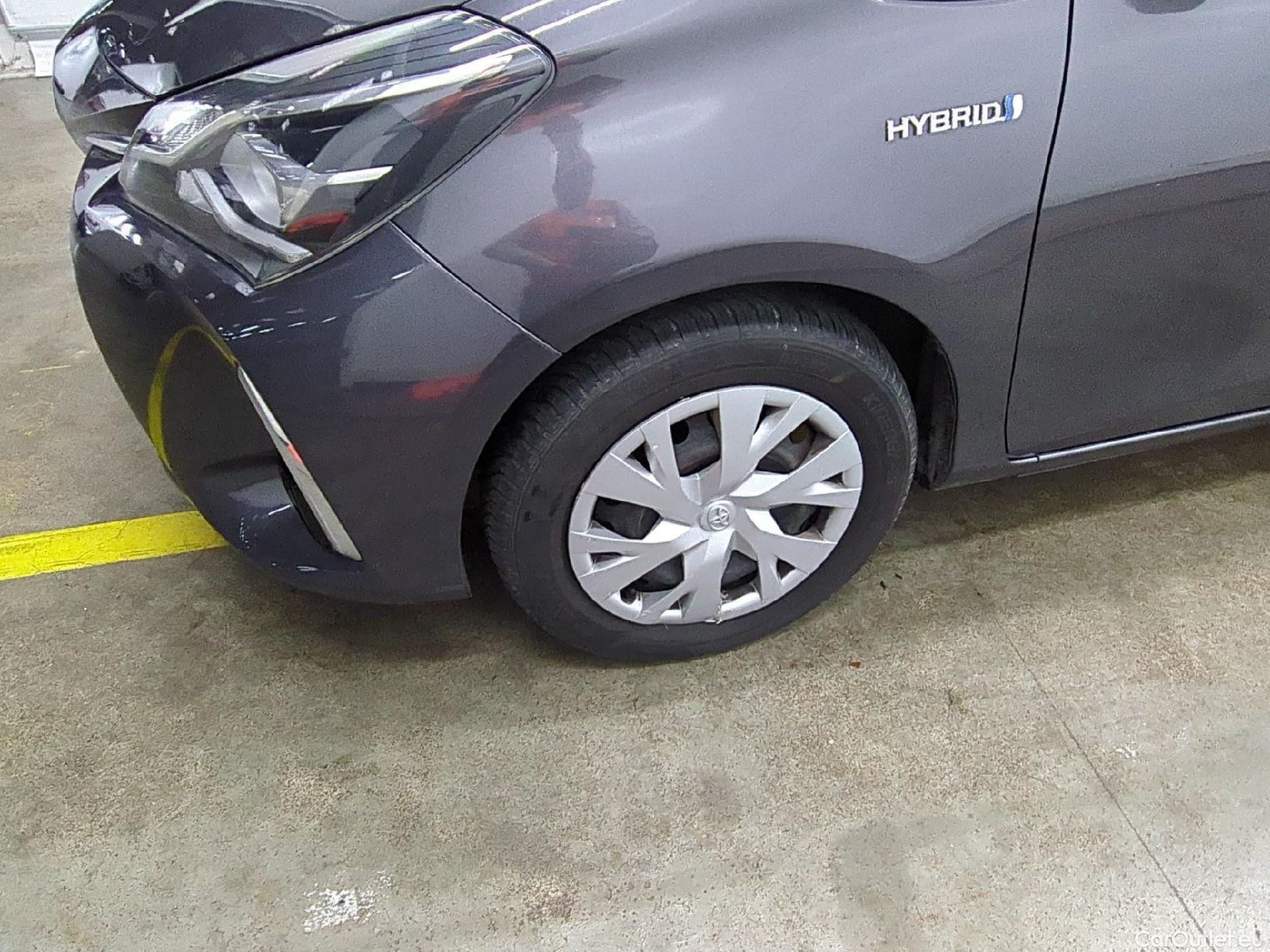  Toyota  Yaris TOYOTA  Hybride 5p Berline 1.5 VVT-I HYBRID France Business #4