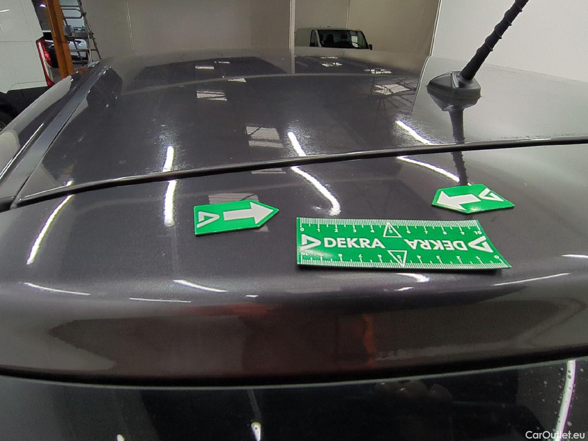  Toyota  Yaris TOYOTA  Hybride 5p Berline 1.5 VVT-I HYBRID France Business #14