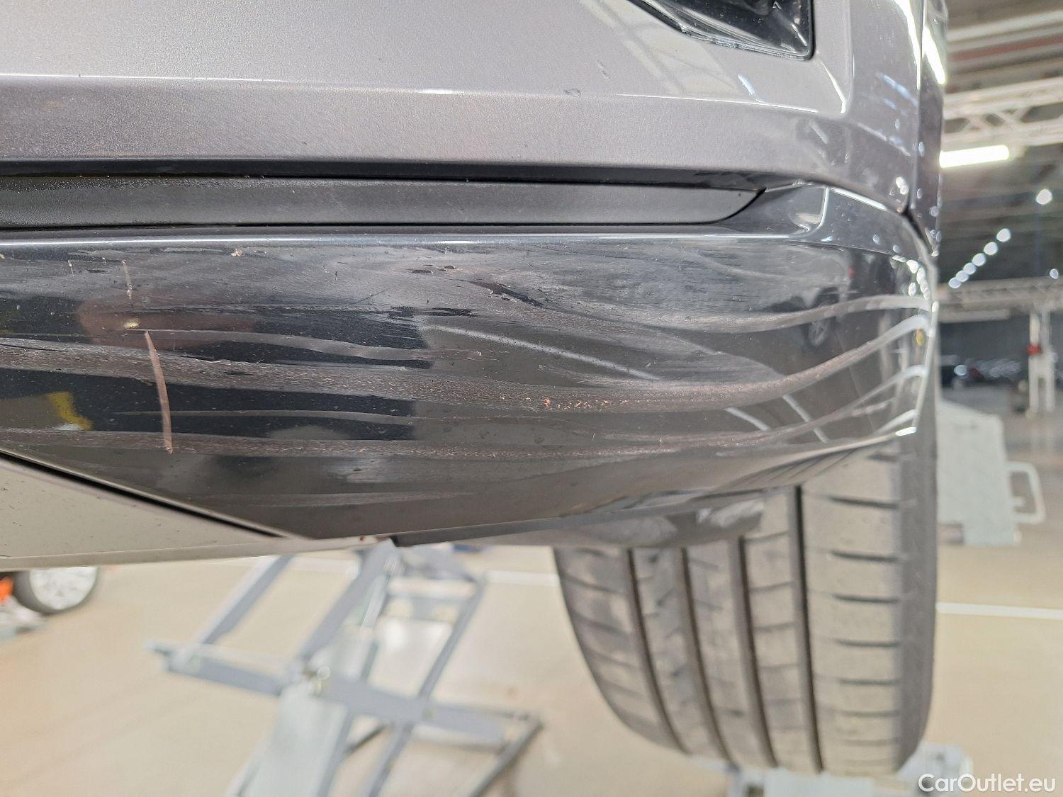  Audi  E-TRON Audi,  '19 BEV, Audi  55 Quattro Advanced 5d  !!! technical issue !!!  #17