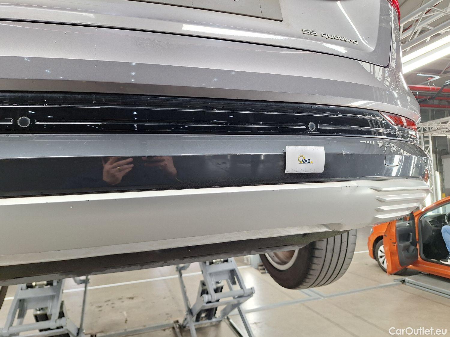  Audi  E-TRON Audi,  '19 BEV, Audi  55 Quattro Advanced 5d  !!! technical issue !!!  #4