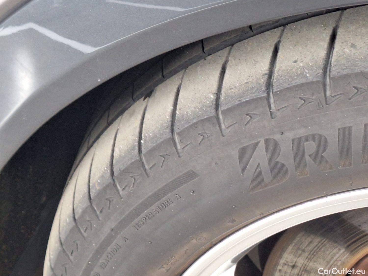  Audi  E-TRON Audi,  '19 BEV, Audi  55 Quattro Advanced 5d  !!! technical issue !!!  #38