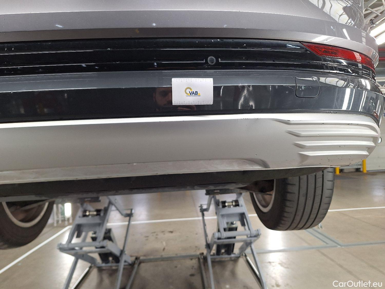  Audi  E-TRON Audi,  '19 BEV, Audi  55 Quattro Advanced 5d  !!! technical issue !!!  #7