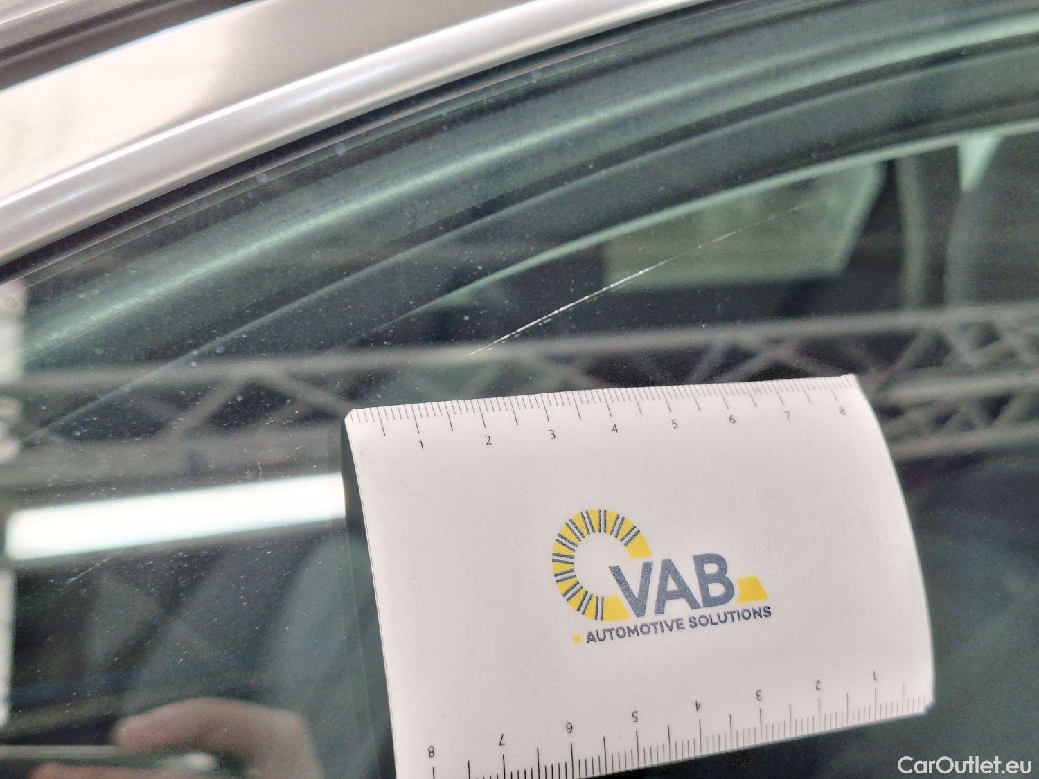  Audi  E-TRON Audi,  '19 BEV, Audi  55 Quattro Advanced 5d  !!! technical issue !!!  #36