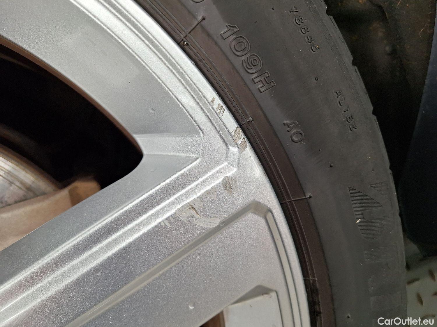  Audi  E-TRON Audi,  '19 BEV, Audi  55 Quattro Advanced 5d  !!! technical issue !!!  #2