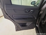  Volvo  XC60 VOLVO  / 2021 / 5P / SUV B4 D AUTOMATICO CORE #110