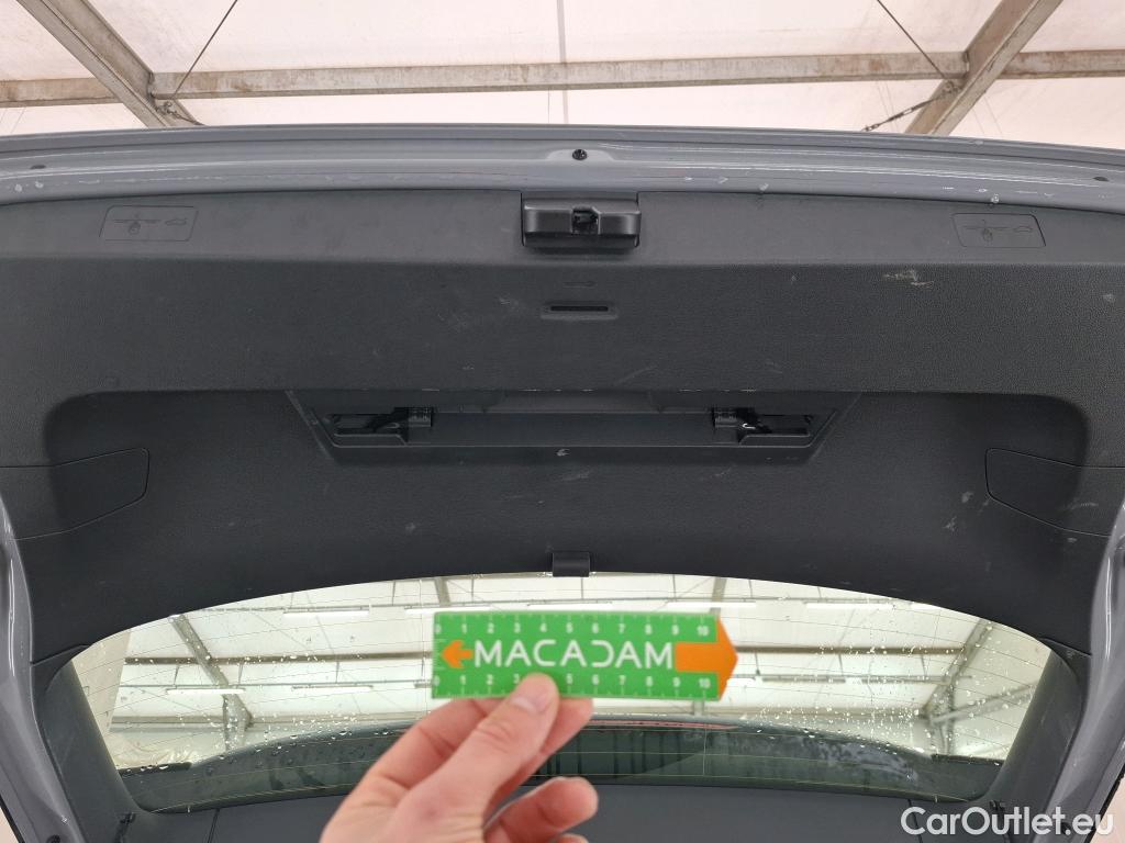  Volkswagen  Golf  VOLKSWAGEN / 2020 / 5P / Berline 1.5 eTSI OPF 130 DSG7 Life Busi #6