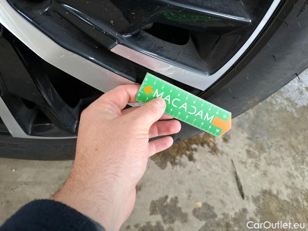  Peugeot  5008  GT 1.2 PureTech 130CV BVA8 7 Sieges E6d #13