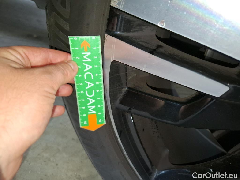  Peugeot  5008  GT 1.2 PureTech 130CV BVA8 7 Sieges E6d #8