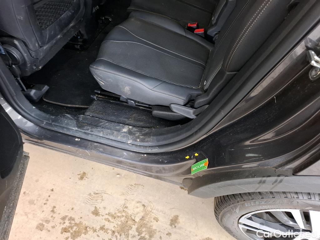  Peugeot  5008  GT 1.2 PureTech 130CV BVA8 7 Sieges E6d #17