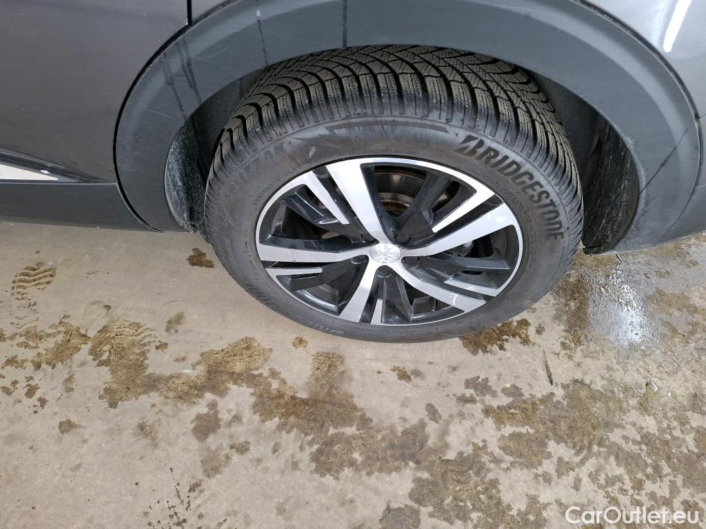  Peugeot  5008  GT 1.2 PureTech 130CV BVA8 7 Sieges E6d #9