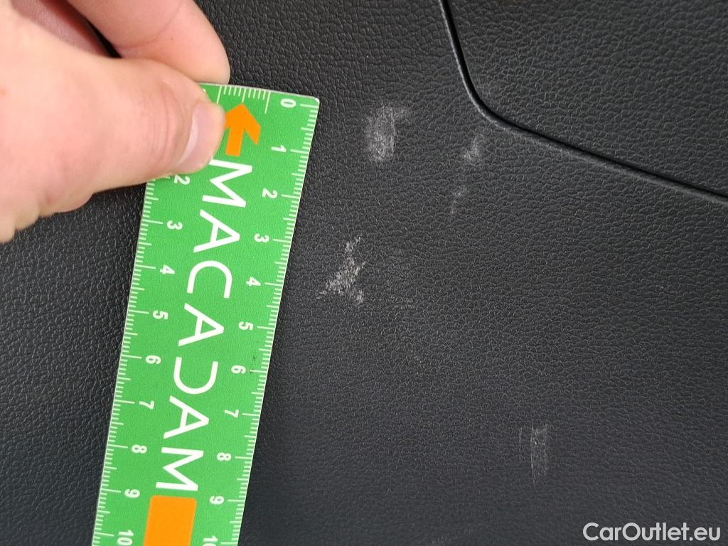  Volkswagen  Golf  VOLKSWAGEN / 2020 / 5P / Berline 1.5 eTSI OPF 130 DSG7 Life Busi #11