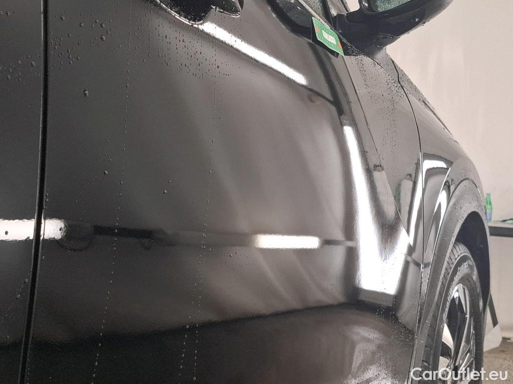  Peugeot  2008 PEUGEOT  / 2019 / 5P / Crossover BLUEHDI 130 S&S EAT8 ALLURE #3