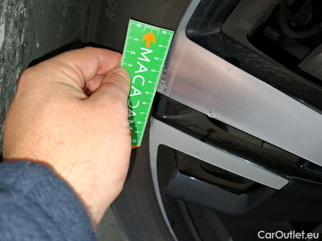  Peugeot  5008  GT 1.2 PureTech 130CV BVA8 7 Sieges E6d #7