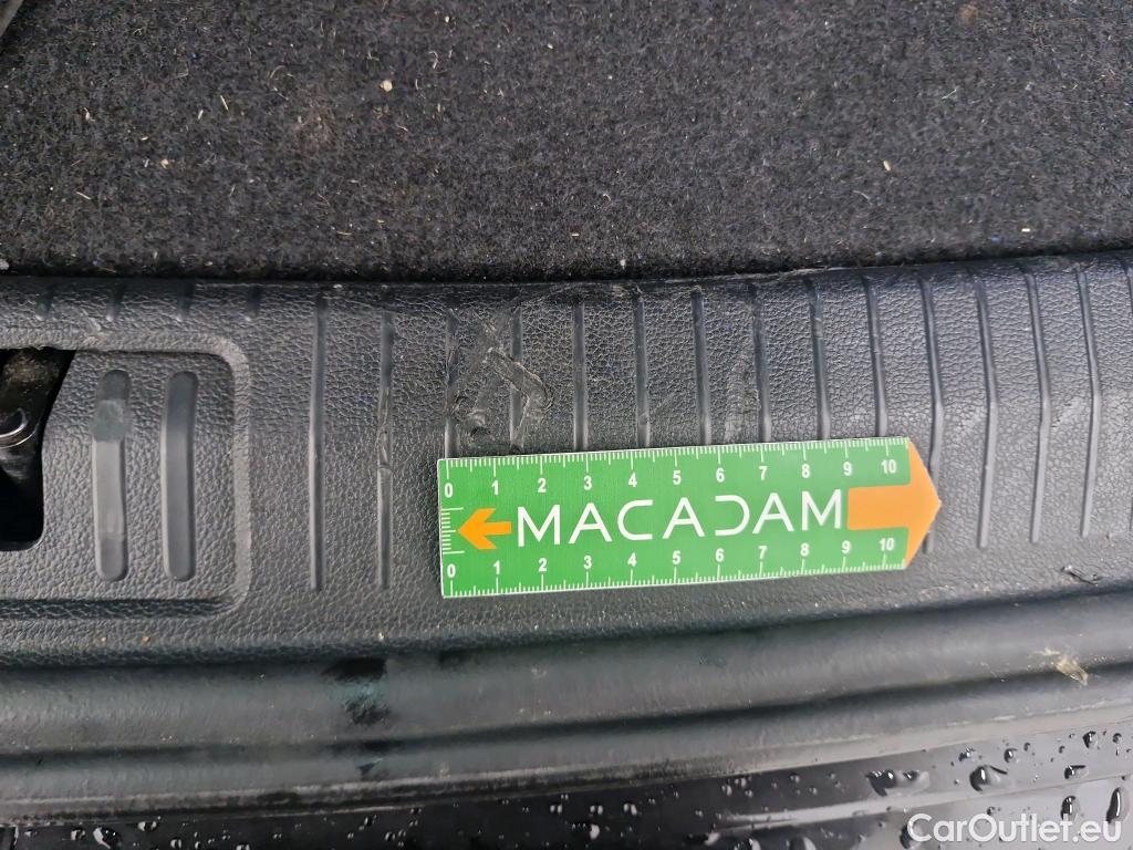  Volkswagen  Tiguan VOLKSWAGEN  / 2020 / 5P / SUV 1.4 eHybrid 245 DSG6 R-Line Exclusive #16