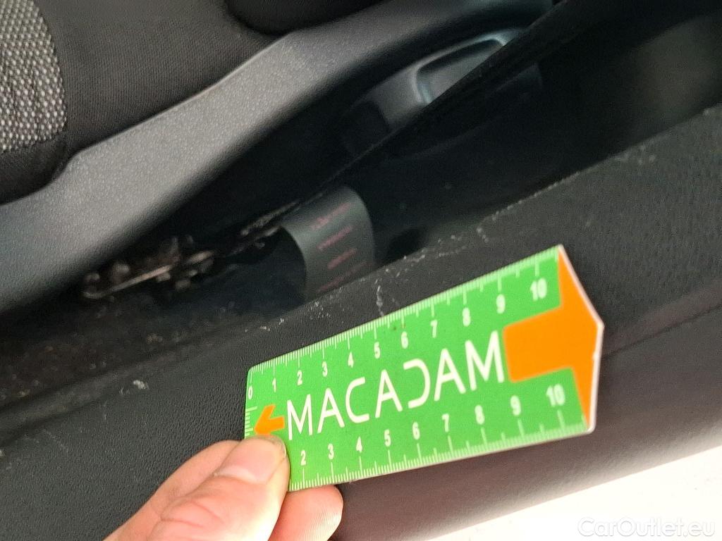  Citroen  C3  Société Feel Nav 1.5 BlueHDI 100CV BVM5 E6dT #4