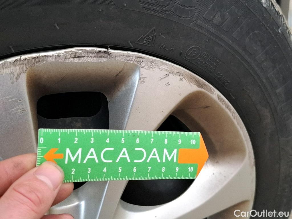  Citroen  C3  Société Feel Nav 1.5 BlueHDI 100CV BVM5 E6dT #20