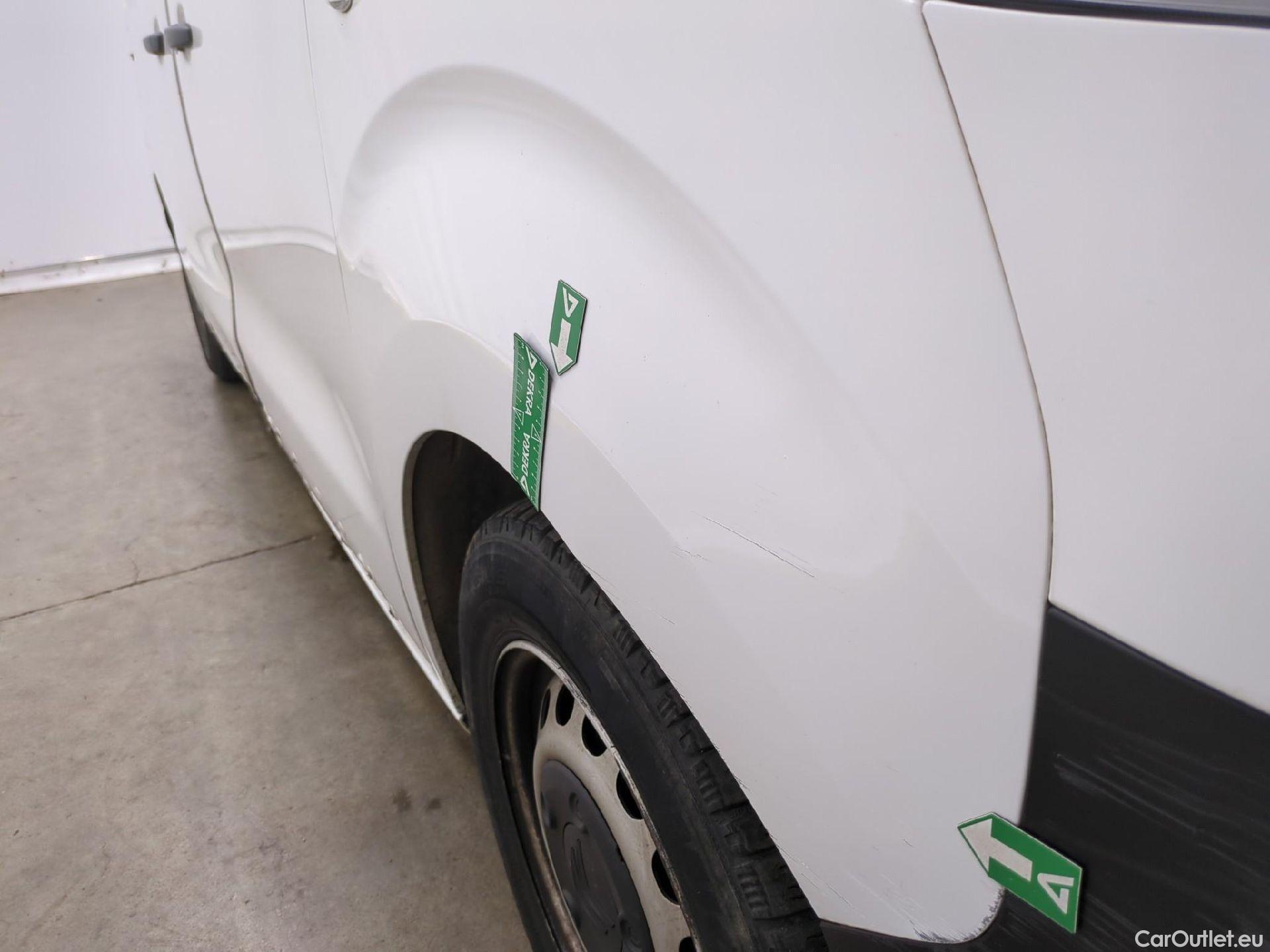  Citroen  Jumpy  Fourgon Club M 1.5 BlueHDi 100CV BVM6 E6dT #18