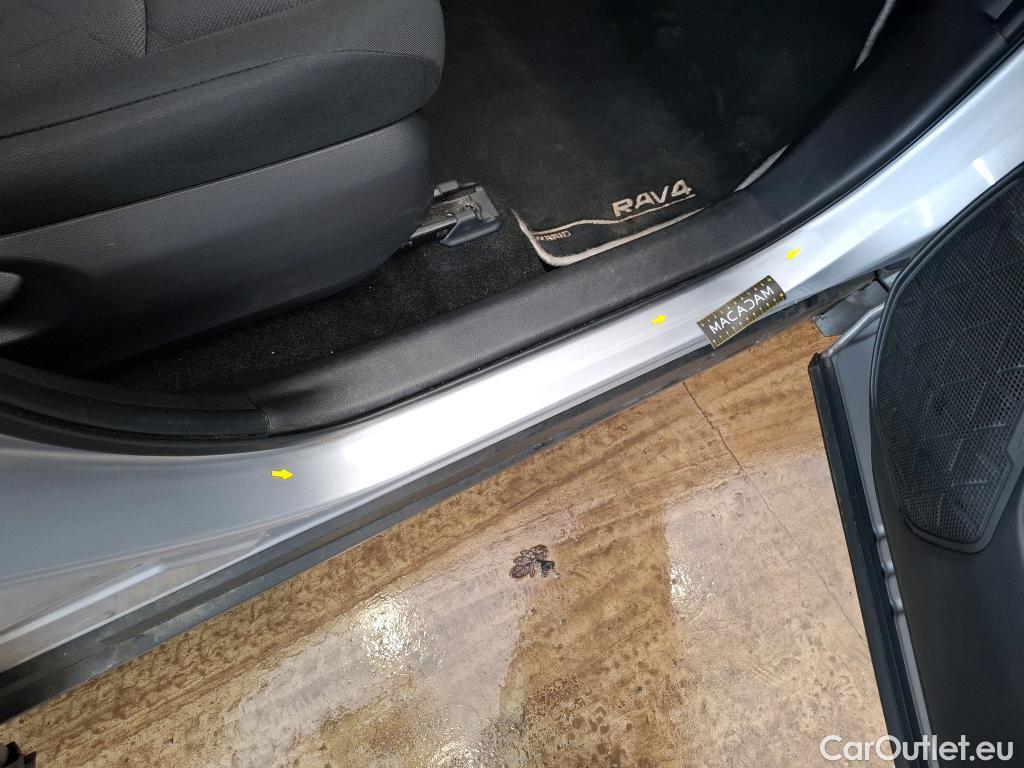  Toyota  RAV4 TOYOTA  Hybride / 2018 / 5P / SUV Hybride 2WD Dynamic Business Beyond Zero #19