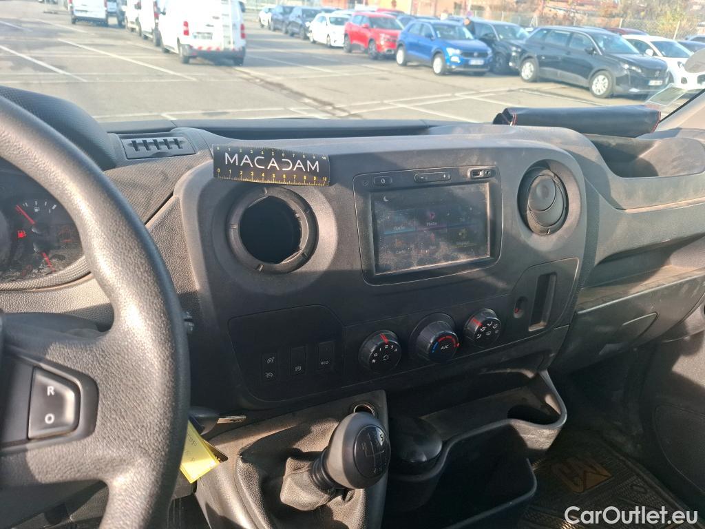  Renault  Master Renault V.I.  VU 4p Fourgon 2.3 150.35 CC L2 PFC C E4 P-MS #38