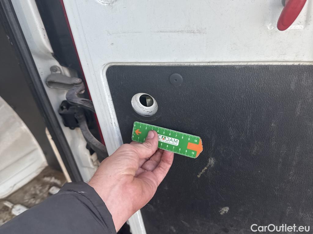  Peugeot  Boxer PEUGEOT  / 2014 / 4P / Fourgon tôlé BlueHDi S&S 120 ASPHALT 333 L1H2 #21