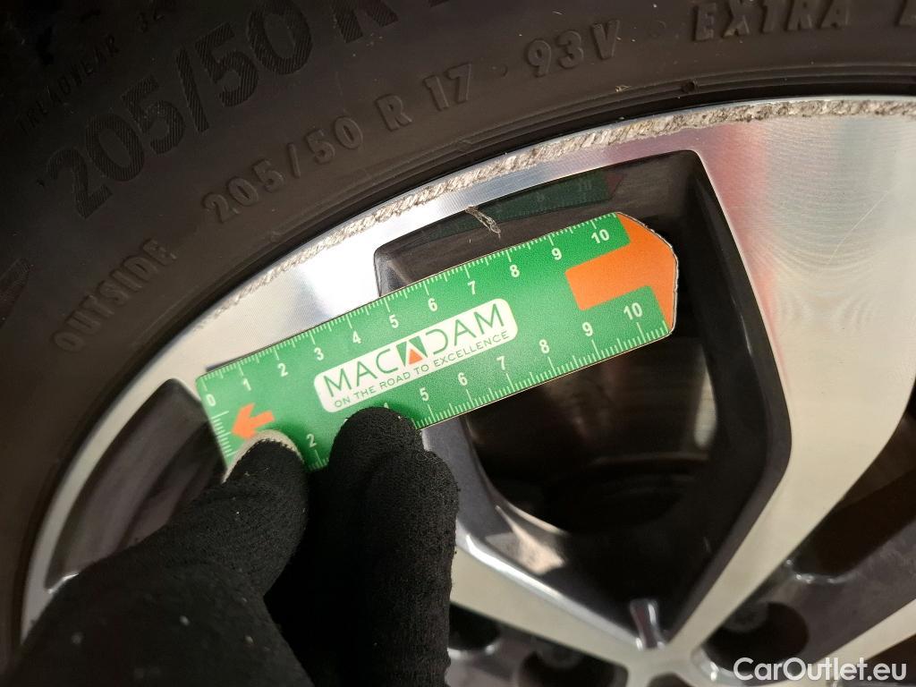  Renault  Megane  IV Berline 5 ptes. Techno 1.5 dCi 115CV BVA7 E6d #13