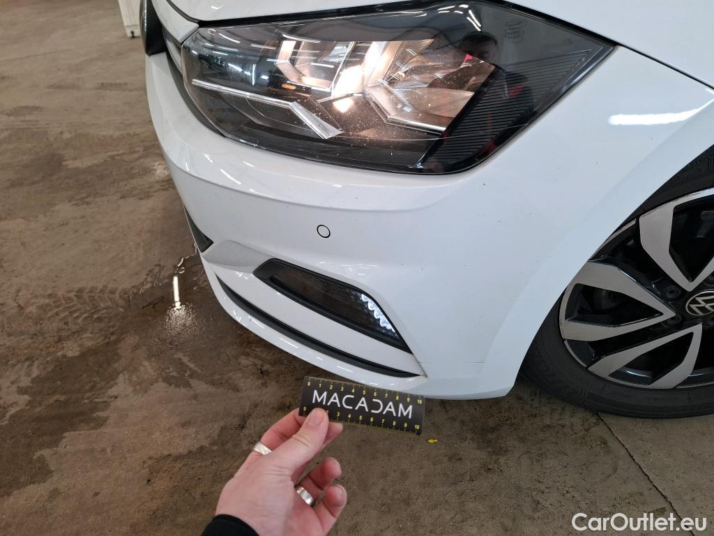  Volkswagen  Polo VOLKSWAGEN  / 2017 / 5P / Berline 1.0 TSI 95 DSG7 Active(SP) #3