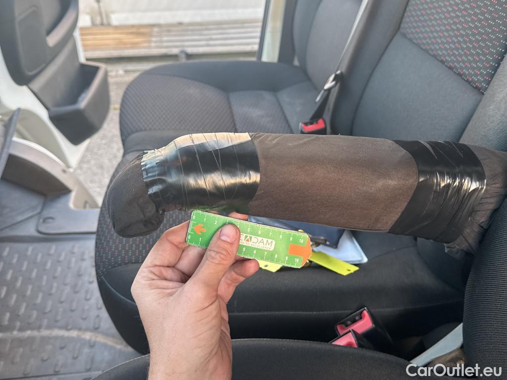  Peugeot  Boxer PEUGEOT  / 2014 / 4P / Fourgon tôlé BlueHDi S&S 120 ASPHALT 333 L1H2 #3