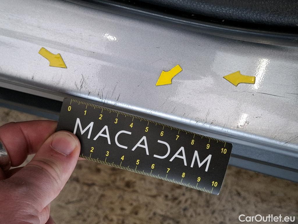  Toyota  RAV4 TOYOTA  Hybride / 2018 / 5P / SUV Hybride 2WD Dynamic Business Beyond Zero #12