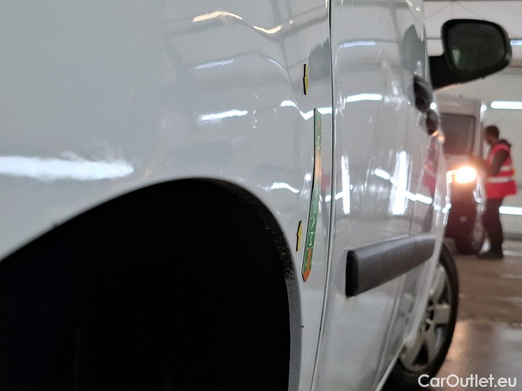  Renault  Kangoo RENAULT  Express / 2013 / 4P / Fourgonnette Confort - Blue dCi 80 #5