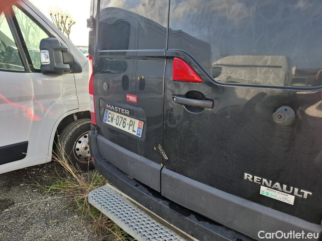  Renault  Master Renault V.I.  VU 4p Fourgon 2.3 150.35 CC L2 PFC C E4 P-MS #40