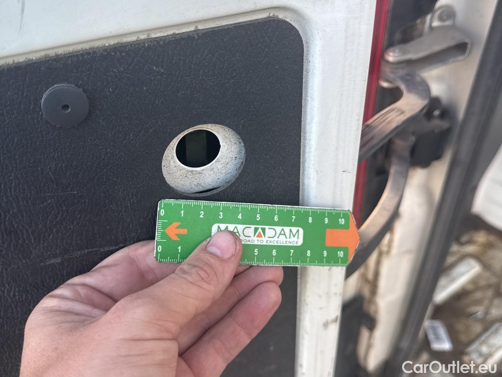  Peugeot  Boxer PEUGEOT  / 2014 / 4P / Fourgon tôlé BlueHDi S&S 120 ASPHALT 333 L1H2 #20