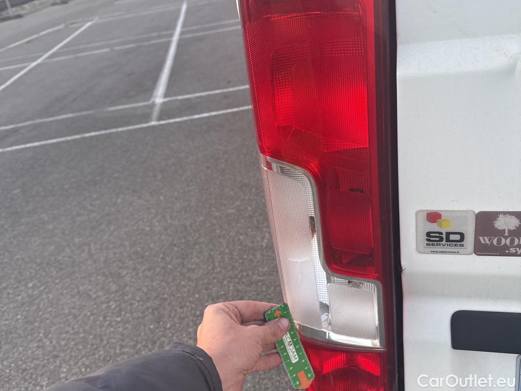  Peugeot  Boxer PEUGEOT  / 2014 / 4P / Fourgon tôlé BlueHDi S&S 120 ASPHALT 333 L1H2 #6