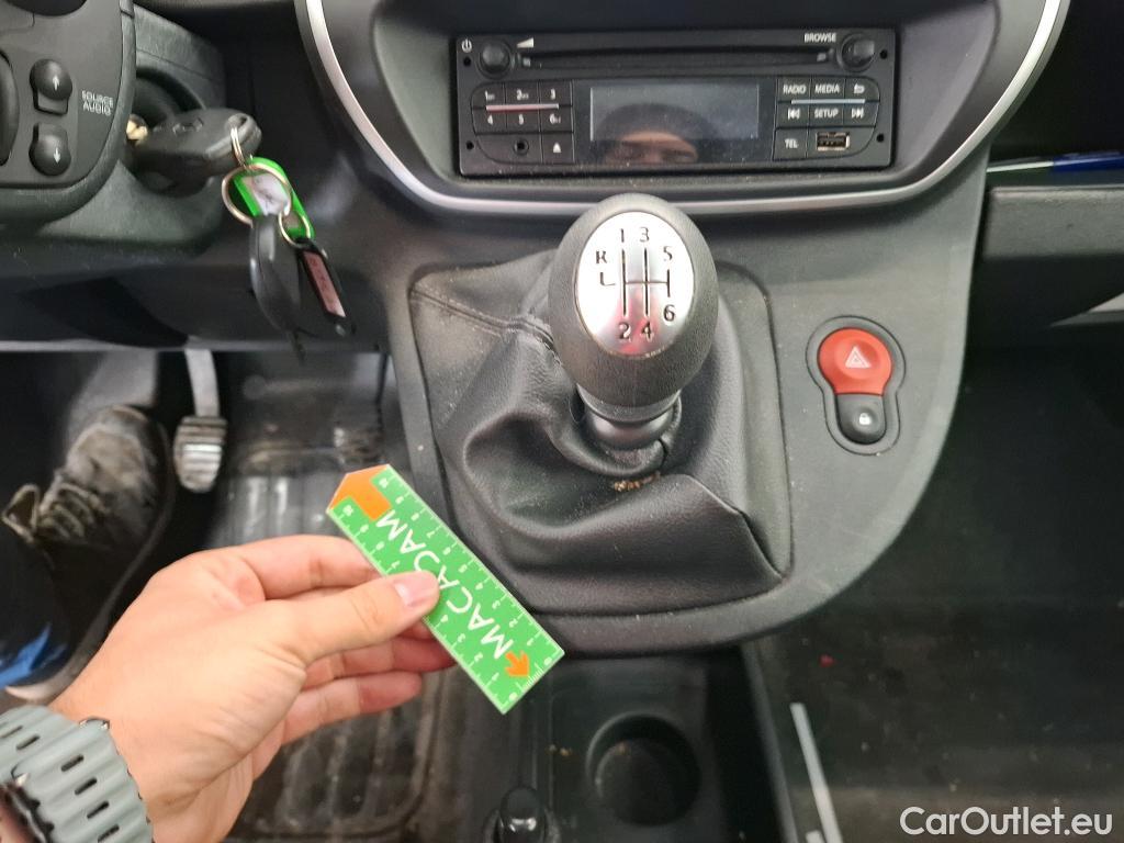  Renault  Kangoo RENAULT  Express / 2013 / 4P / Fourgonnette Confort - Blue dCi 80 #26