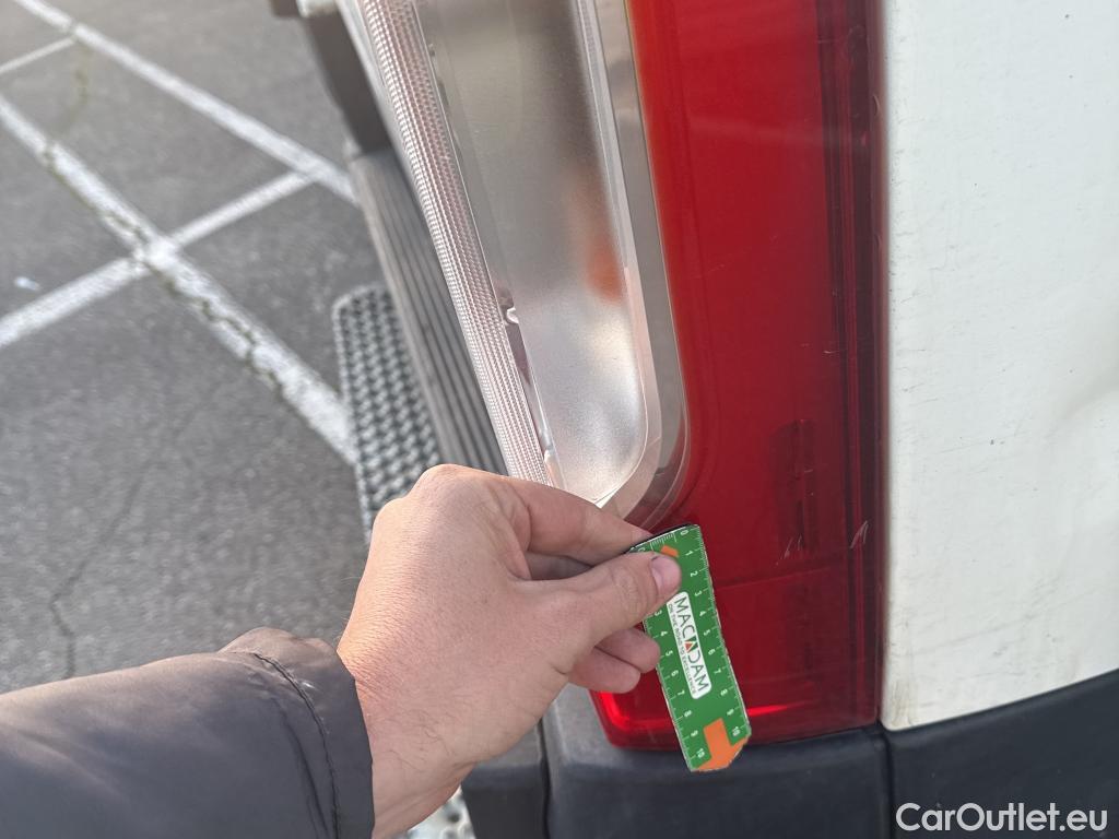  Peugeot  Boxer PEUGEOT  / 2014 / 4P / Fourgon tôlé BlueHDi S&S 120 ASPHALT 333 L1H2 #27