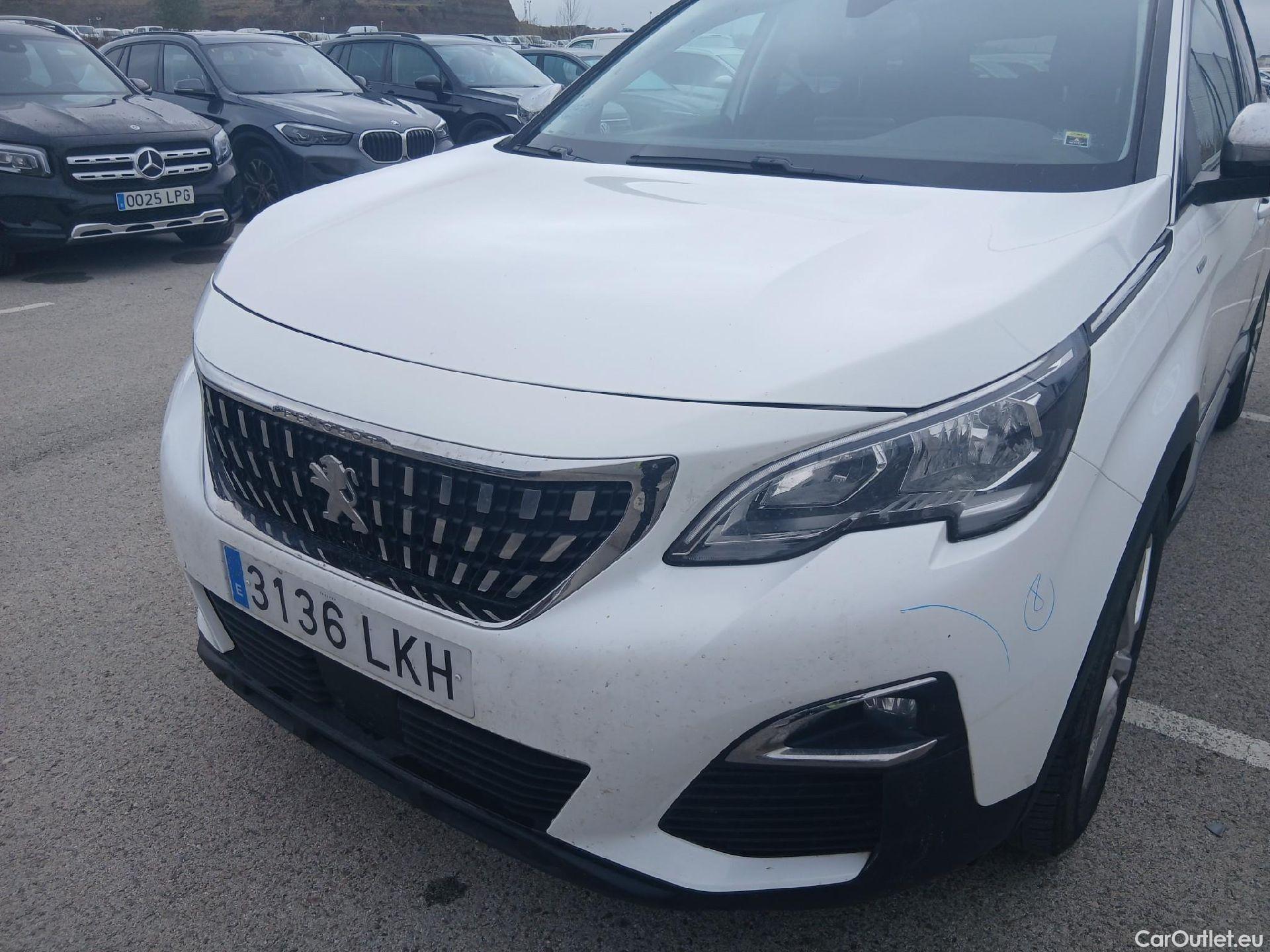  Peugeot  3008 PEUGEOT  / 2016 / 5P / todoterreno 1.5 BlueHDi 96kW (130CV) S&S Style #17