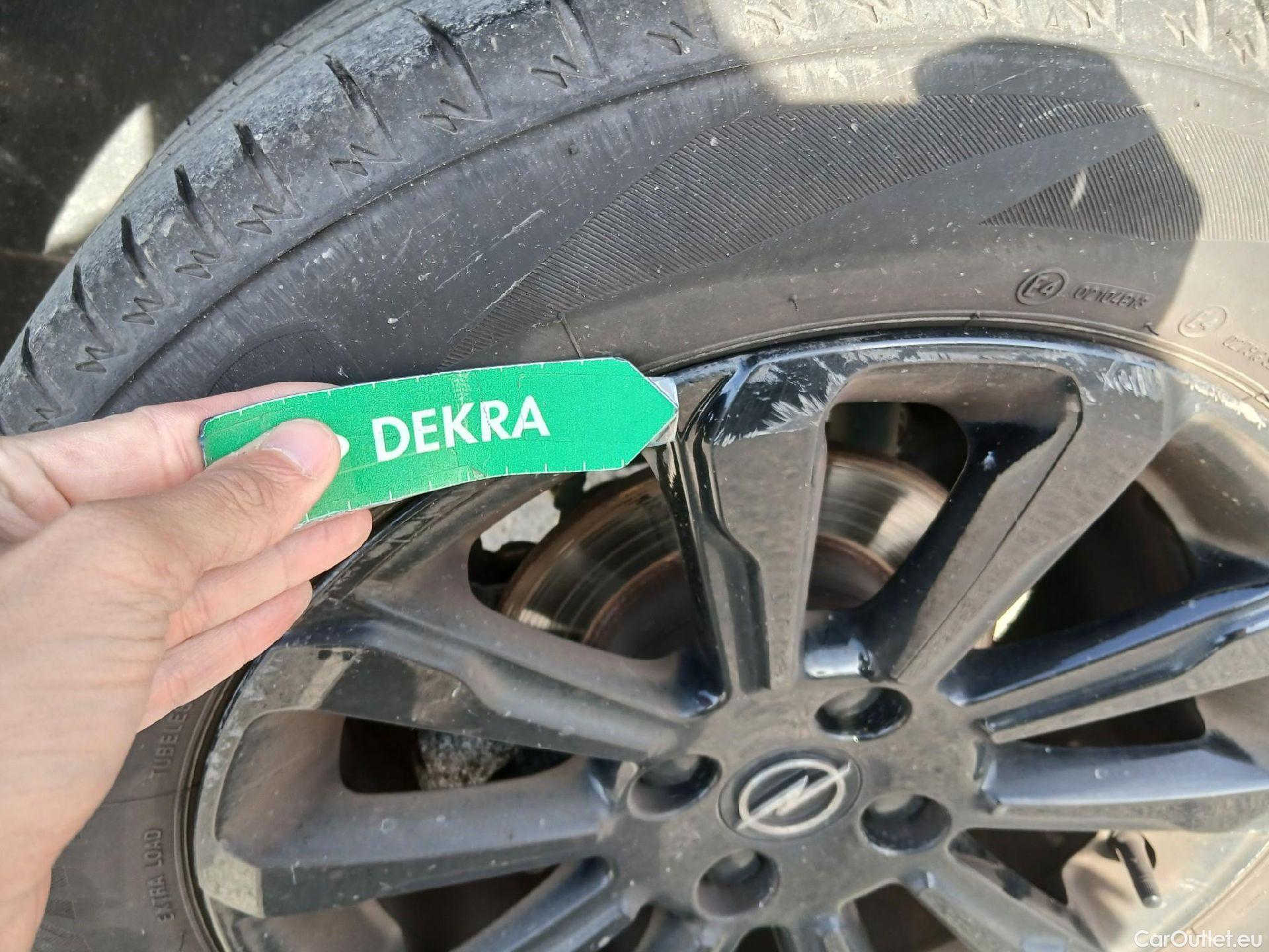  Opel  Crossland OPEL  / 2020 / 5P / crossover 1.5D 81kW (110CV) GS Line #23