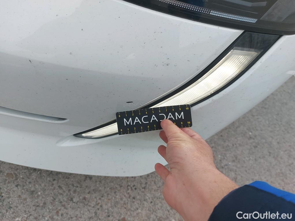  Peugeot  208 PEUGEOT  / 2019 / 5P / berlina con portón BlueHDi 73kW (100CV) Active Pack (AC) #9