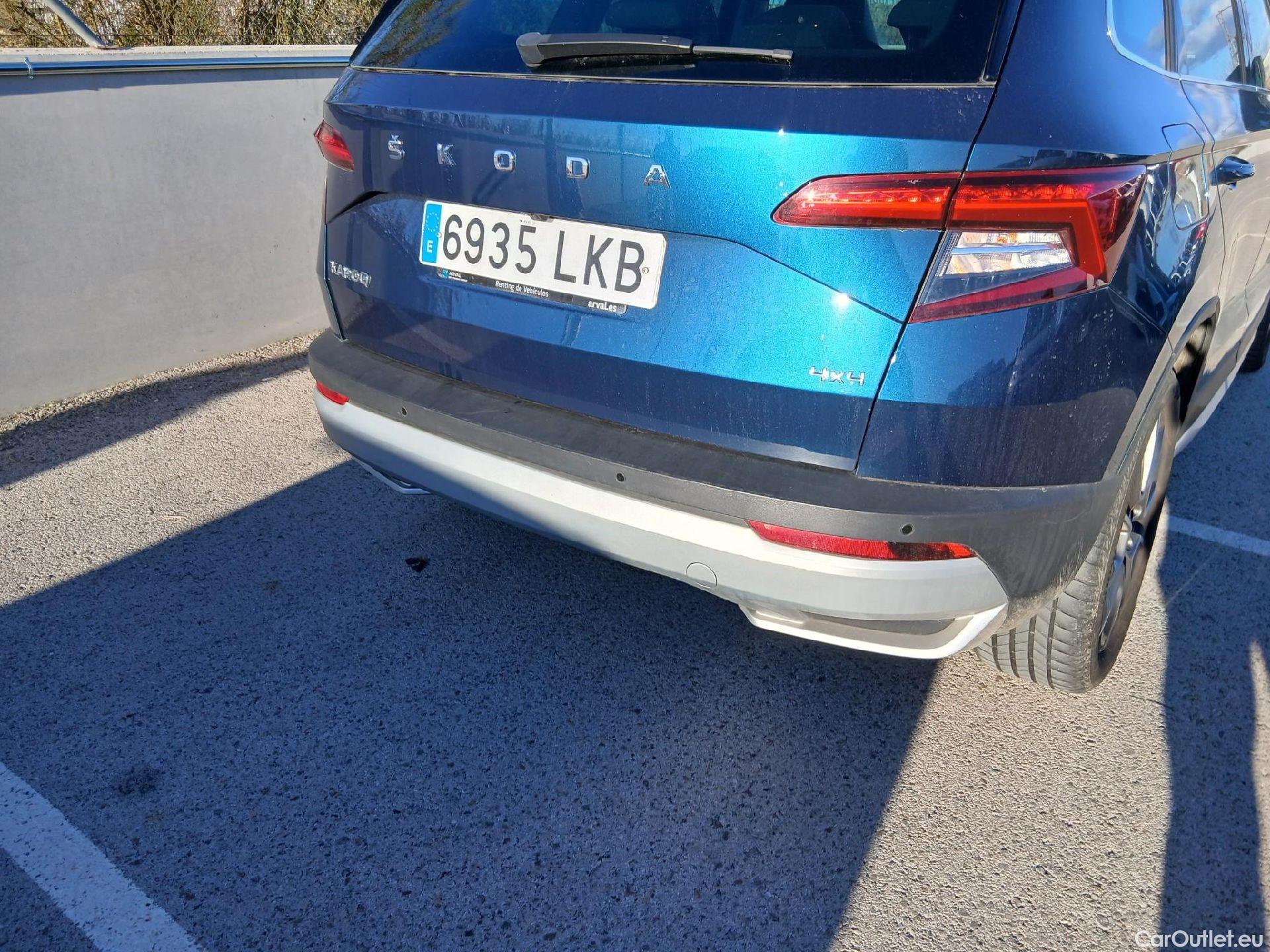  Skoda  Karoq SKODA  / 2017 / 5P / todoterreno 2.0 TDI 110kW (150CV) DSG 4X4 Scout #28