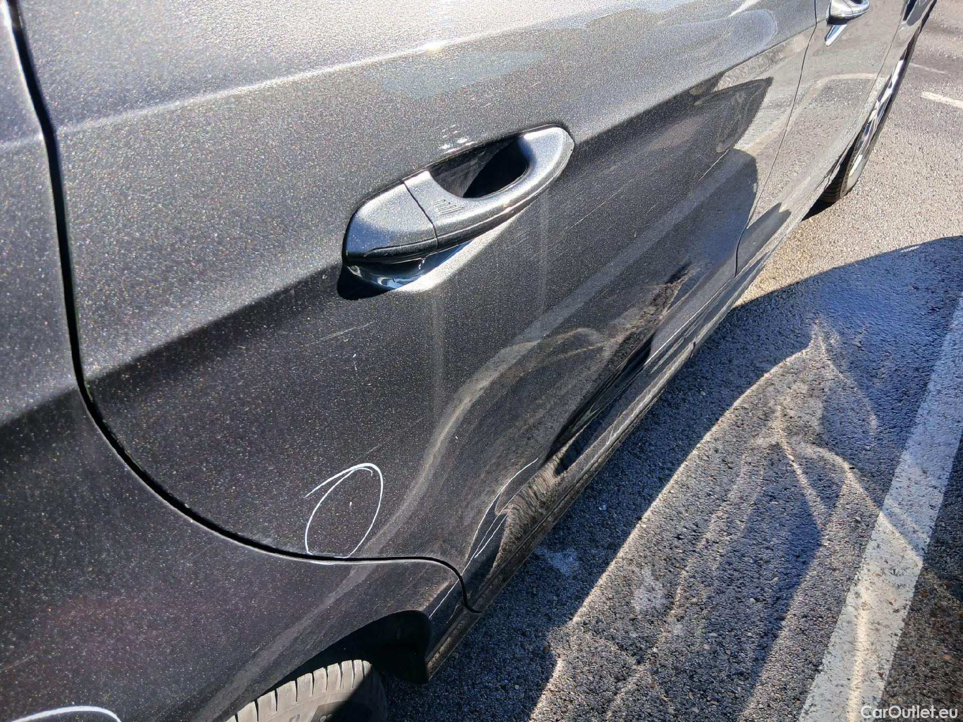  Ford  S-Max FORD  / 2010 / 5P / monovolumen 2.0 TDCi Panther 110kW Titanium Pow #21